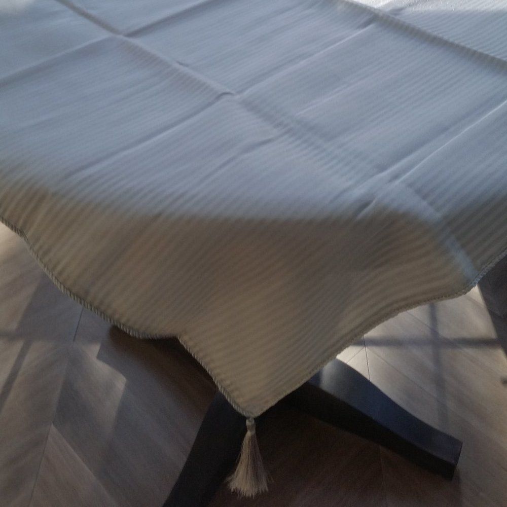 Tablecloth